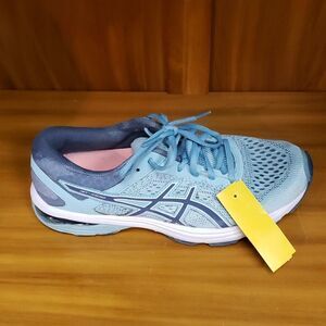 Aasics sneakers  